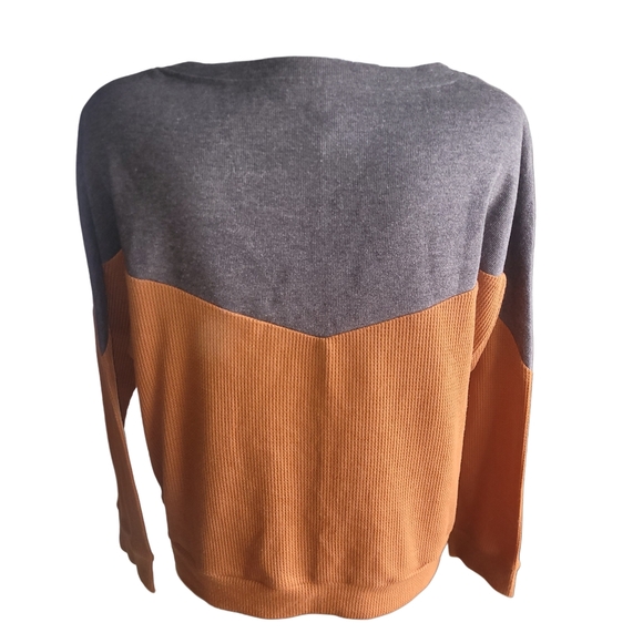 Tickled Teal Colorblock Gray and Copper Sweater XL - Picture 5 of 6